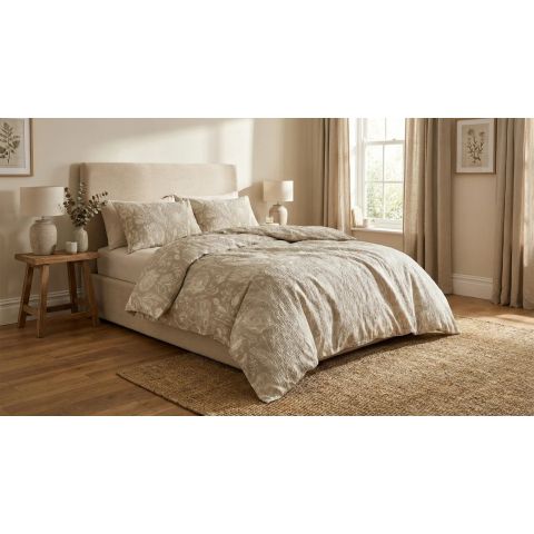 Lenjerie pat dublu Creponata 100% Bumbac, cearsaf pat 200x230 cm, pilota 180x215 cm, 2 fete perna 50x70 cm, Bej, Pucioasa CREP75