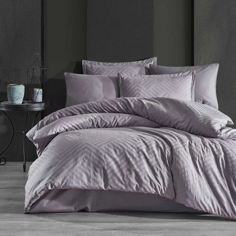 Lenjerie pat dublu Jacquard 100% Bumbac 6 piese, cearsaf pat 240x260 cm, pilota 200x220 cm, 2 fete perne 50x70 si 70x70 cm, Clasy, Mov TULA V2