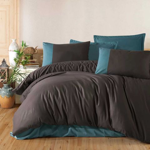 Lenjerie de pat dublu Bumbac Ranforce Boutique 4 piese, cearsaf pat 240x260 cm, pilota 200x220 cm, 2 fete perne 50x70 cm, Clasy Albastru / Negru PURE V5