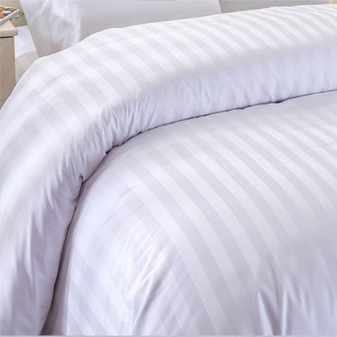 Cearsaf de pilota 2 persoane Damasc Bumbac 100% tip Hotel cu dunga 1 cm, 180x220 cm, Alb