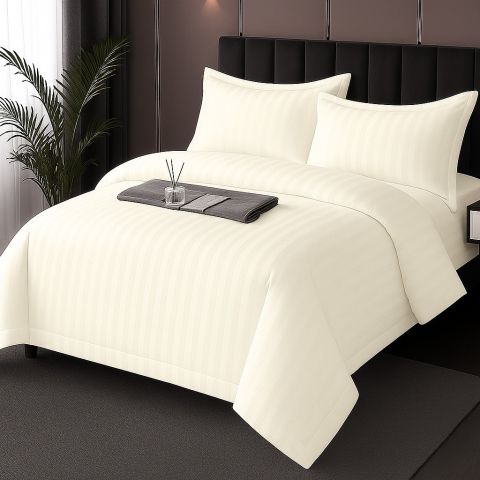 Lenjerie pat Damasc Policoton XXL - Super Preț, cearșaf 230x260 cm, pilotă 200x230 cm, 2 fețe perne 50x70 cm, Crem
