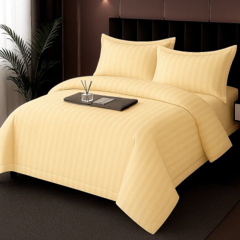 Lenjerie pat Damasc Policoton XXL - Super Preț, cearșaf 230x260 cm, pilotă 200x230 cm, 2 fețe perne 50x70 cm, Galben