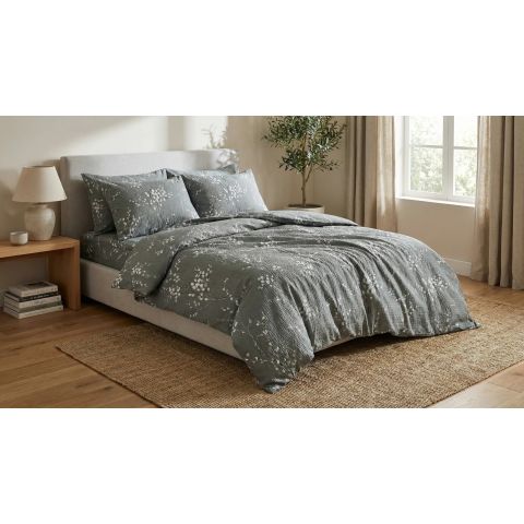 Lenjerie pat dublu Creponata 100% Bumbac, cearsaf pat 200x230 cm, pilota 180x215 cm, 2 fete perna 50x70 cm, Gri Antracit, Pucioasa CREP78