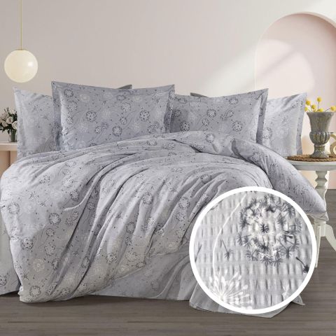 Lenjerie pat dublu Creponata 100% Bumbac, cearsaf pat 200x230 cm, pilota 180x215 cm, 2 fete perna 50x70 cm, Gri Deschis, Pucioasa