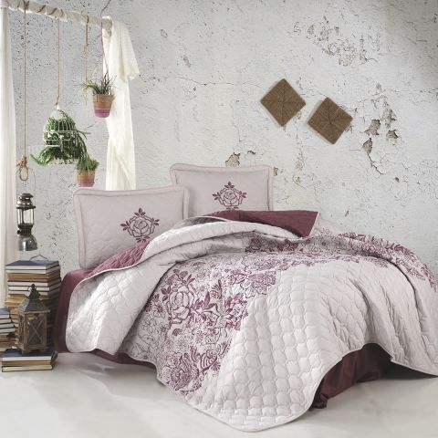 Cuvertura matlasata pat dublu, 240x260 cm si 2 Fete perne 50x70 cm, Clasy Crem MANDORA V2