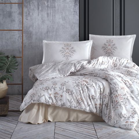 Lenjerie pat dublu Bumbac 100% Ranforce 4 piese extra large, cearsaf pat 240x260 cm, pilota 200x220 cm, 2 fete perne 50x70 cm, Alb / Bej LIYA V2