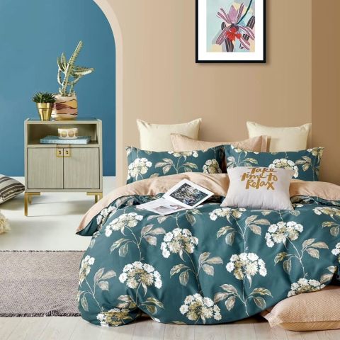 Lenjerie pat dublu 6 piese Percale Bumbac 100%, 6 piese, cu husa saltea 160x200 sau 180x200 cm, pilota 200x230 cm, 2 fete perna 50x70 cm si 70x70 cm, Flori Verde / Bej, Pucioasa
