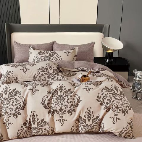 Lenjerie pat dublu 6 piese Percale Bumbac 100%, 6 piese, cu husa saltea 160x200 sau 180x200 cm, pilota 200x230 cm, 2 fete perna 50x70 cm si 70x70 cm, Imprimeu Elegant Maro, Pucioasa