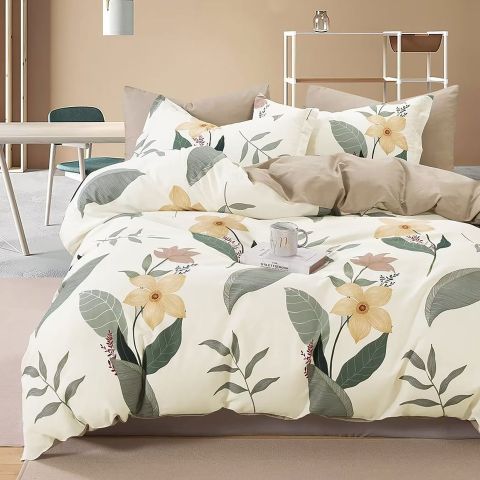 Lenjerie pat dublu 6 piese Percale Bumbac 100%, 6 piese, cu husa saltea 160x200 sau 180x200 cm, pilota 200x230 cm, 2 fete perna 50x70 cm si 70x70 cm, Floare Galben / Maro, Pucioasa