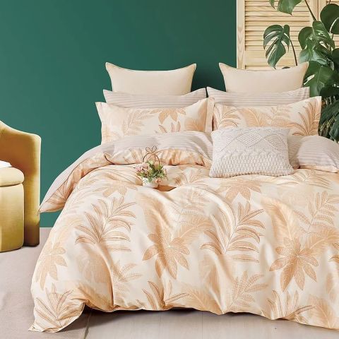 Lenjerie pat dublu 6 piese Percale Bumbac 100%, 6 piese, cu husa saltea 160x200 sau 180x200 cm, pilota 200x230 cm, 2 fete perna 50x70 cm si 70x70 cm, Moderna Bej, Pucioasa