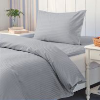 Lenjerie cu elastic la cearsaf pat Damasc Policoton dunga 1 cm, pentru saltea 90 sau 100x200 cm, cearsaf pilota 140x220 cm, fata perna 50x70 cm Gri Deschis