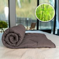Pilota matlasata bambus iarna cu fata damasc bumbac 100% linear 180x210 cm, Maro