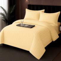 Lenjerie pat Damasc Policoton XXL - Super Preț, cearșaf 230x260 cm, pilotă 200x230 cm, 2 fețe perne 50x70 cm, Galben