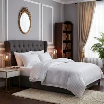 Lenjerie de pat Damasc linii 1 cm, 80% bumbac și 20% poliester, 1 persoană cu husă, Alb Optic