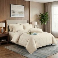 Lenjerie pat dublu 6 piese Damasc Policoton, cu husa saltea 160x200 sau 180x200 cm, pilota 200x230 cm, fete perne 50x70 cm si 70x70 cm, dunga 1 cm Crem Deschis (6DPH16) 