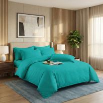 Lenjerie pat dublu 6 piese Damasc Policoton, cu husa saltea 160x200 sau 180x200 cm, pilota 200x230 cm, fete perne 50x70 cm si 70x70 cm, dunga 1 cm Turcoaz (6DPH30) 