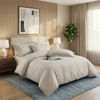 Lenjerie pat dublu 6 piese Damasc Policoton, cu husa saltea 160x200 sau 180x200 cm, pilota 200x230 cm, fete perne 50x70 cm si 70x70 cm, dunga 1 cm Crem (6DPH34) 