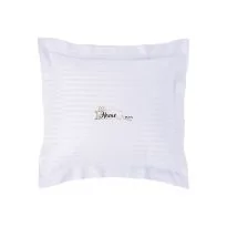 Fata de perna Damasc policoton dunga 1 cm, 40 x 40 cm si tiv cu bordura 3,5 cm, Alb