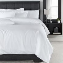 Lenjerie pat o persoana Finet Bumbac Alb HoReCa, 3 piese cearsaf pat 160x230 cm, cearsaf pilota 140x215 cm, 1 fata perna 50x70 cm, Pucioasa 