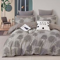Lenjerie pat dublu 6 piese Percale Bumbac 100%, 6 piese, cu husa saltea 160x200 sau 180x200 cm, pilota 200x230 cm, 2 fete perna 50x70 cm si 70x70 cm, Imprimeu Copaci Maro, Pucioasa