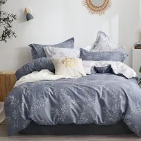 Lenjerie pat o persoana Percalle imprimat Bumbac 100%, 3 piese, cearsaf pat 160x240 cm, pilota 150x220 cm, fata perna 50x70 cm, Moderna Alb / Gri, Pucioasa