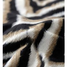 Lenjerie pat dublu Finet Bumbac 6 piese cu husa saltea 160x200 sau 180x200 cm, pilota 200x230 cm, 2 fete perna 50x70 si 70x70 cm, Bej Cappuccino/Negru, Pucioasa 