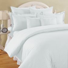 Lenjerie de pat dublu king size 6 piese Damasc Policoton dunga 1 cm, cearsaf pat 230x260 cm, cearsaf pilota 200x230 cm, fete perne 50x70 cm si 70x70 cm Alb