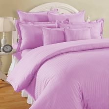 Lenjerie de pat dublu king size 6 piese Damasc Policoton dunga 1 cm, cearsaf pat 230x260 cm, cearsaf pilota 200x230 cm, fete perne 50x70 cm si 70x70 cm Lila