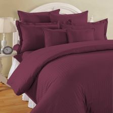 Lenjerie de pat dublu king size 6 piese Damasc Policoton dunga 1 cm, cearsaf pat 230x260 cm, cearsaf pilota 200x230 cm, fete perne 50x70 cm si 70x70 cm, Rosu Visiniu