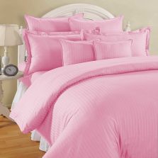 Lenjerie de pat dublu king size 6 piese Damasc Policoton dunga 1 cm, cearsaf pat 230x260 cm, cearsaf pilota 200x230 cm, fete perne 50x70 cm si 70x70 cm Roz Bonbon