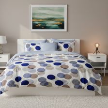 Lenjerie pat dublu ELVO 4 piese cearsaf pat 230x250 cm, pilota 200x230 cm, 2 fete perne 50x70 cm, Cercuri Crem / Albastru Ralex Pucioasa