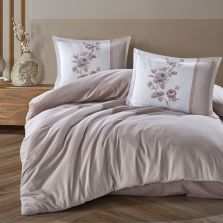 Lenjerie pat dublu Bumbac Ranforce Boutique 4 piese, cearsaf pat 240x260 cm, pilota 200x220 cm, 2 fete perne 50x70 cm, Clasy Pudra SUAVE V2