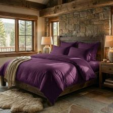 Lenjerie pat dublu 6 piese Damasc Policoton, cearsaf pat 230x250 cm, pilota 200x230 cm, fete perne 50x70 cm si 70x70 cm, dunga 1 cm Mov Vișiniu