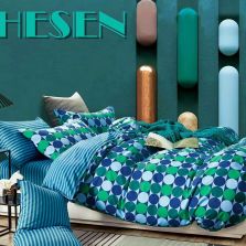 Lenjerie de pat dublu king size Percalle imprimat Bumbac 100% 6 piese cearsaf pat 240x260 cm, pilota 200x230 cm, 2 fete perne 50x70 cm, 2 fete perne 70x70 cm Buline Albastru / Verde, Pucioasa