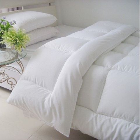 Pilota matlasata ranforce 100% bumbac, umplutura minet antialergic iarna 160x210 cm, alba, Pucioasa