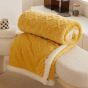 Patura cu blanita model tip Tricot, pentru pat dublu 200 x 230 cm, Galben
